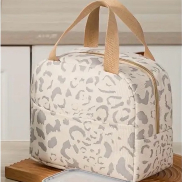 Cream and Gray Lunch Bag with Animal Print - Picture 3 of 3